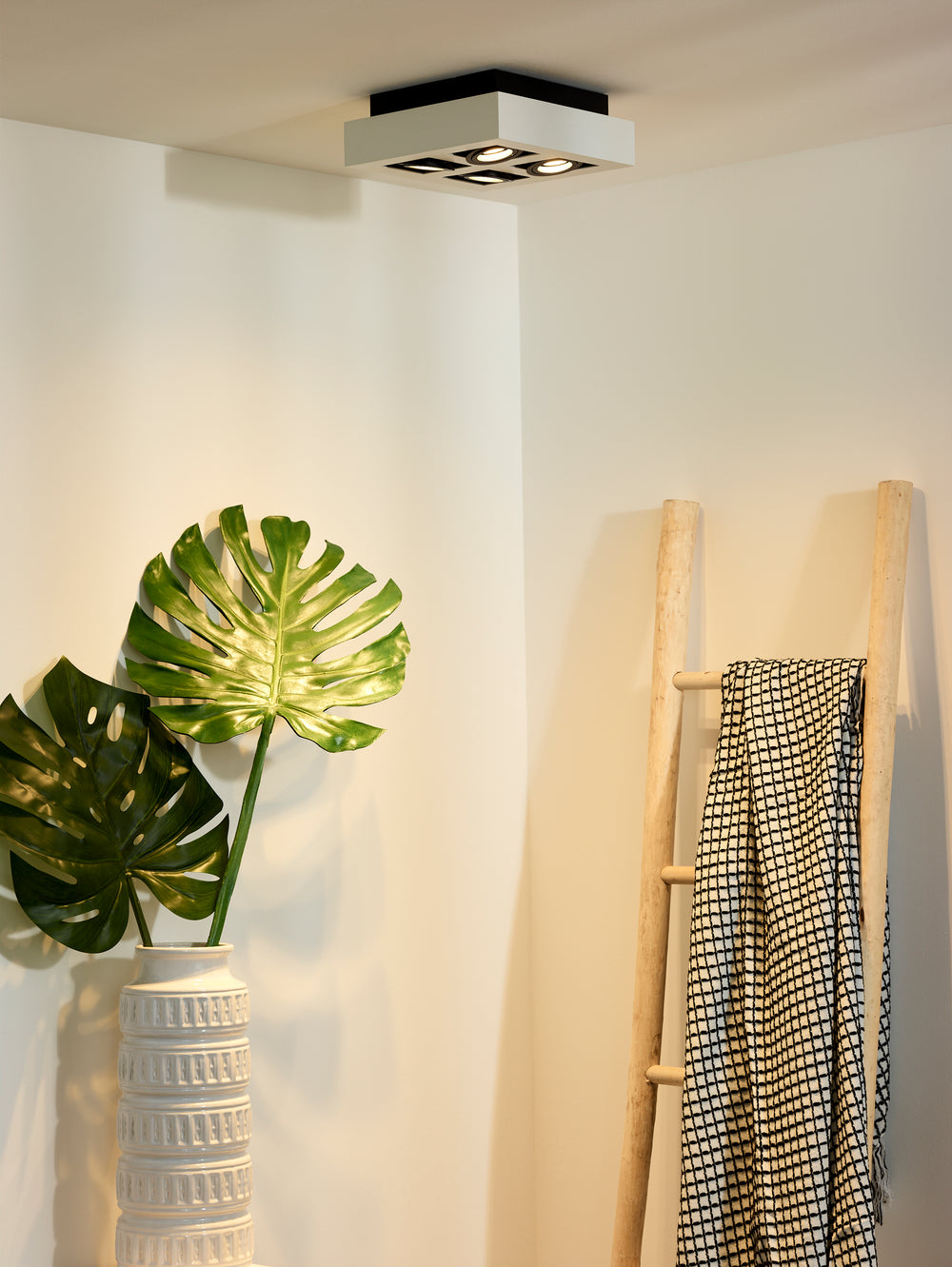 Lucide XIRAX LED takspotlight, 4x5W GU10, dim to warm 2200K-3000K, IP20, fyrkantig Vit aluminium