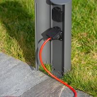 Lucide utomhus elstolpe med uttag IP44, Typ F jordat uttag, aluminium antracitfinish, 40 cm höjd