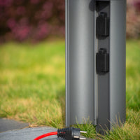 Lucide utomhus elstolpe med uttag IP44, Typ F jordat uttag, aluminium antracitfinish, 40 cm höjd