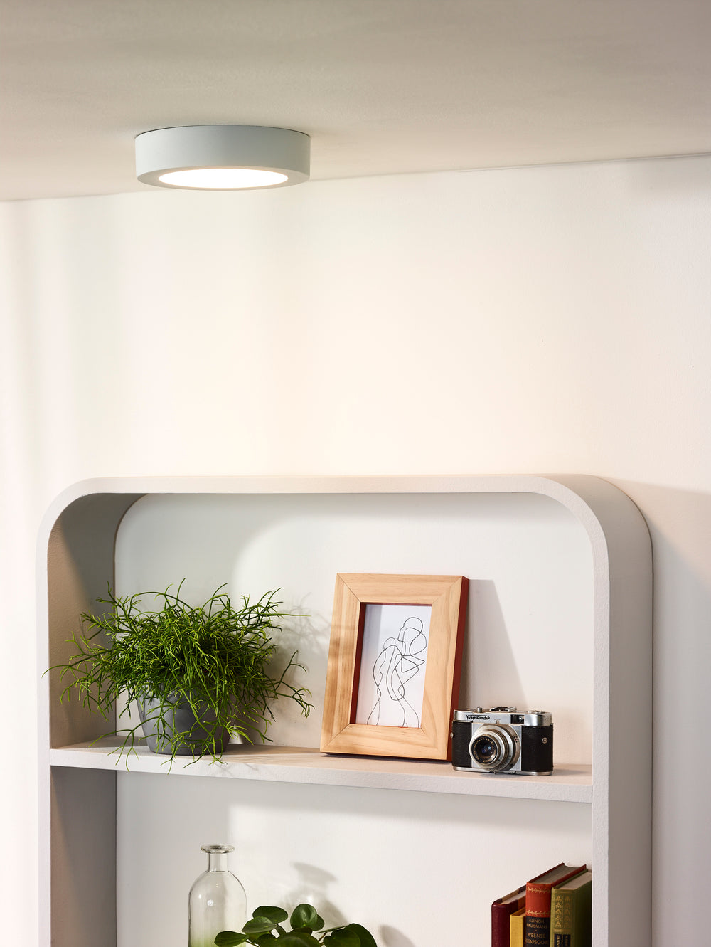 Lucide BRICE LED badrumstaklampa, rund 18cm, dimbar 12W 3000K, IP44 Vit
