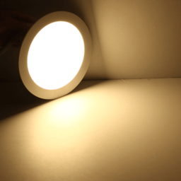 Spectrum LED takplafond rund 18W ersätter 105W, 3000K, 2200 lumen, IP20, CRI >80, 110° strålvinkel