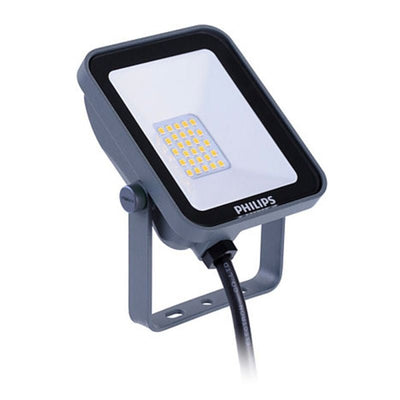 Philips LED floodlight ledinaire BVP167 50W 600lm 110D with IP65 rating for outdoor use