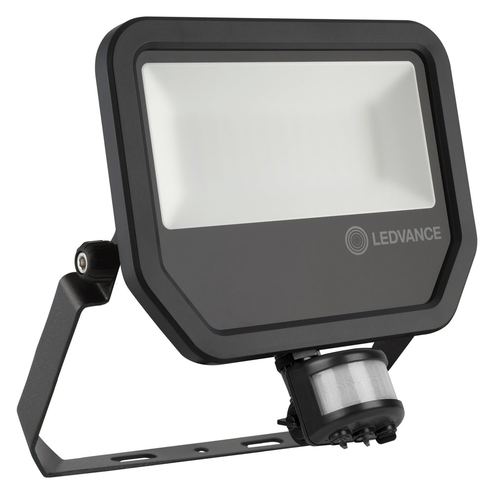Tsong LED lamp 10.5W 1521 useful lumens 3000K warm white with IP20 and IK10 rating