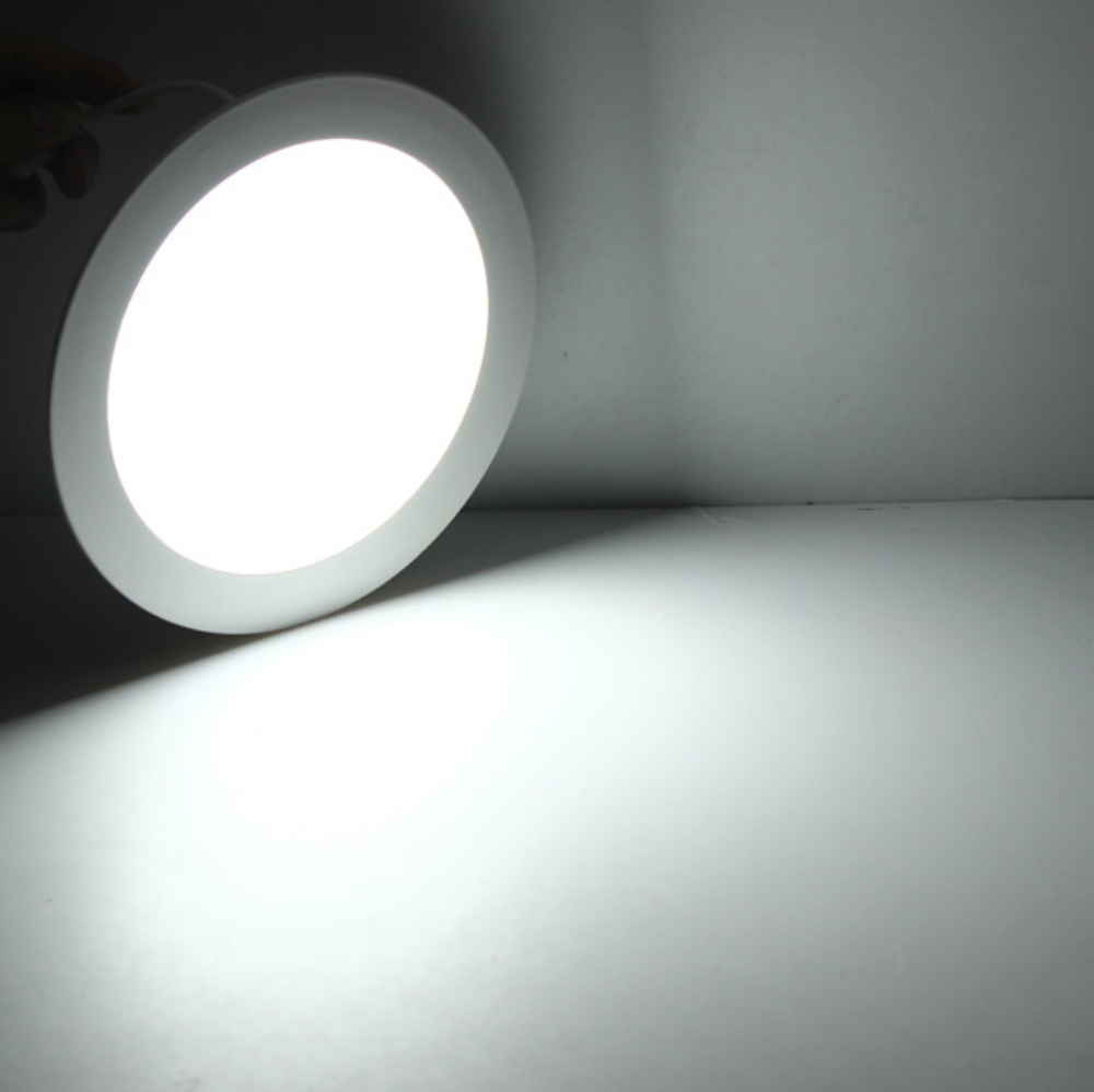 Spectrum LED rund taklampa 18W 1900 lumen 4000K utanpåliggande eller infälld Vit IP20 IK06 230V
