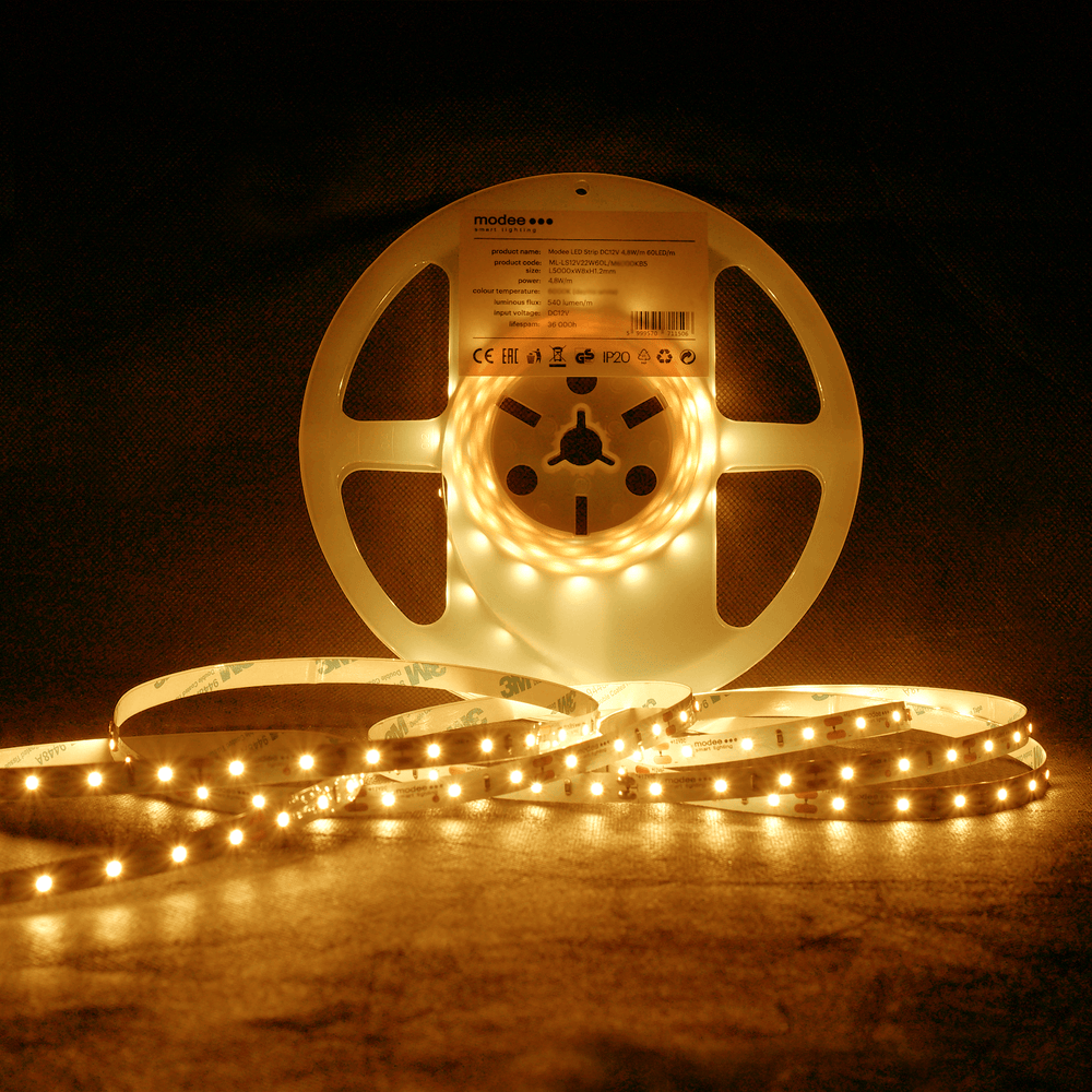 Modee LED-remsa silikon 12V 4.8W/m 60LED/m 2700K 540 lumen/m CRI 90 IP65 8mm 5m rulle