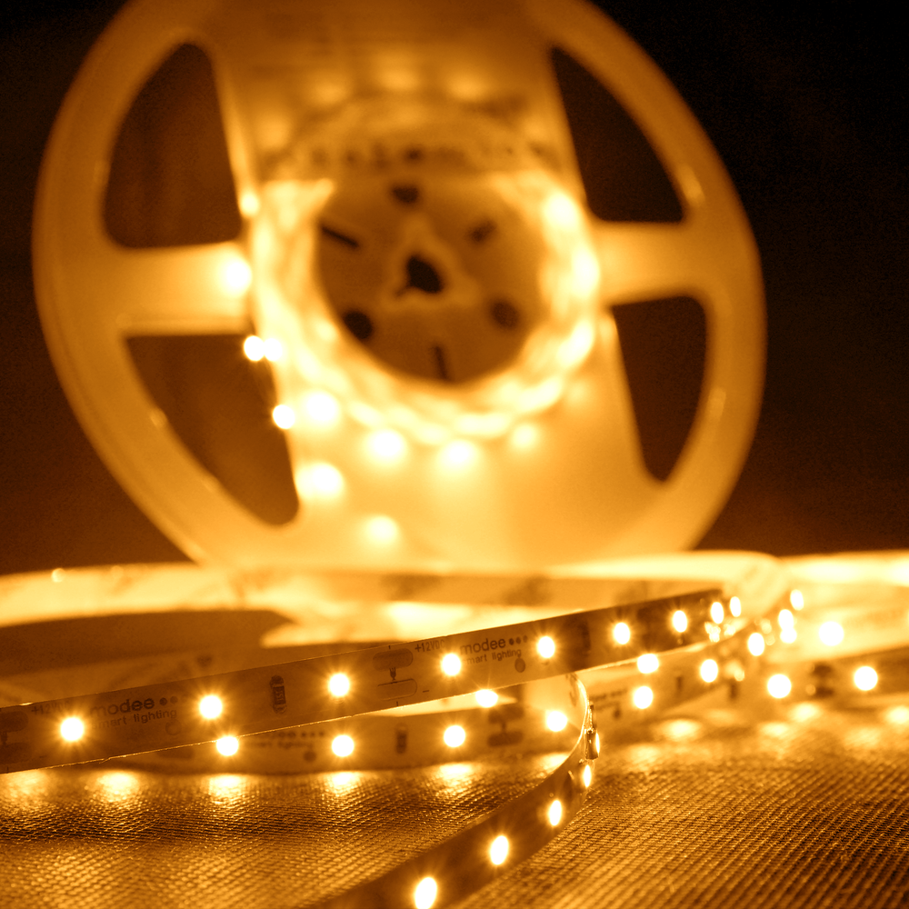 Modee LED-remsa silikon 12V 4.8W/m 60LED/m 2700K 540 lumen/m CRI 90 IP65 8mm 5m rulle
