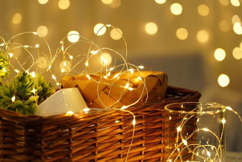 Modee LED Christmas String Light 100 LEDs 10m Copper Wire Warm White 2550K IP44 with Adapter