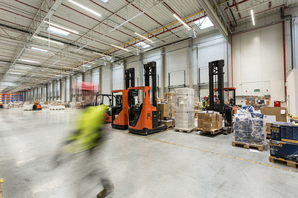 Philips CoreLine Batten BN126C LED 24.5W/59W 4000K 3500-8000 lumen 1450mm Vit IP20 PSU