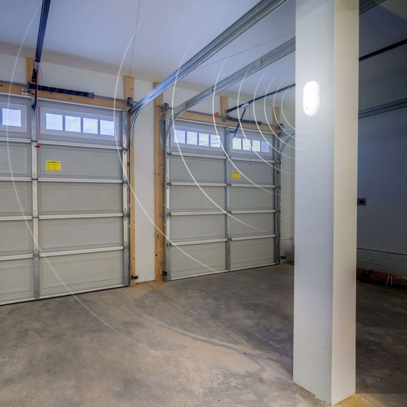 Spectrum LED 20W IP54 230V oval taklampa med PIR-sensor 4000K 2300 lumen Vit hölje