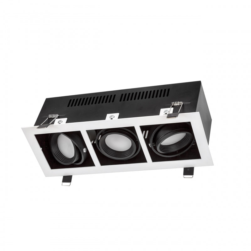 Spectrum LED infällt ram för 3x GU10, Vit aluminiumhölje, 3x10W max, 250V, IP20 inomhusbelysning