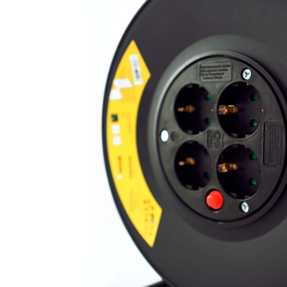 Technik Professionell Kabelvinda 25m 1.5mm² 16A med 4 EU-uttag och strömbrytare Svart